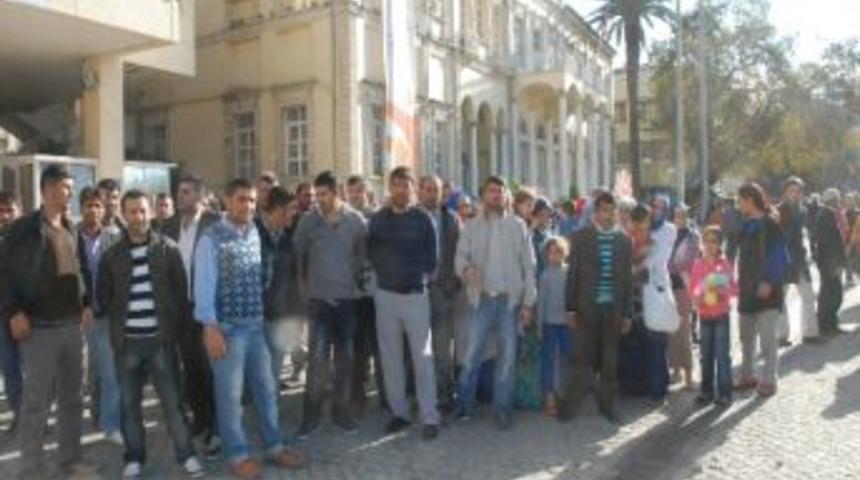 Evlerinin Yıkılmaması İ&ccedil;in Eylem Yaptılar