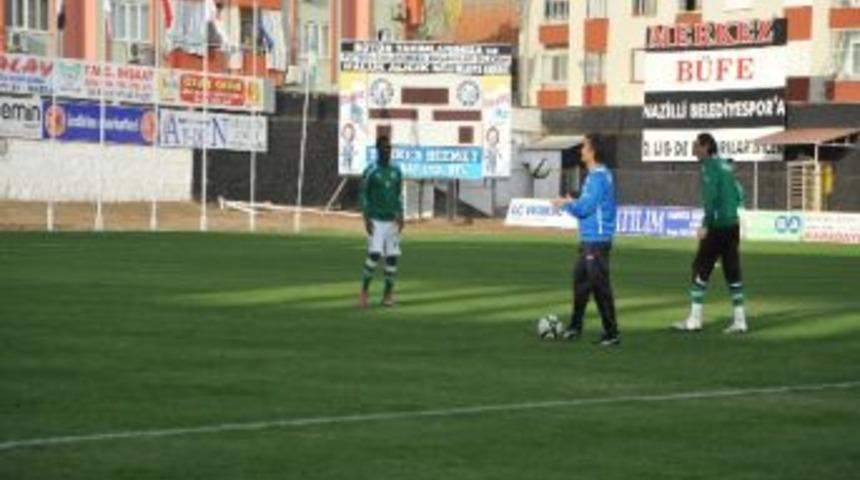Bursaspor&rsquo;a Nazilli'de B&uuml;y&uuml;k İlgi