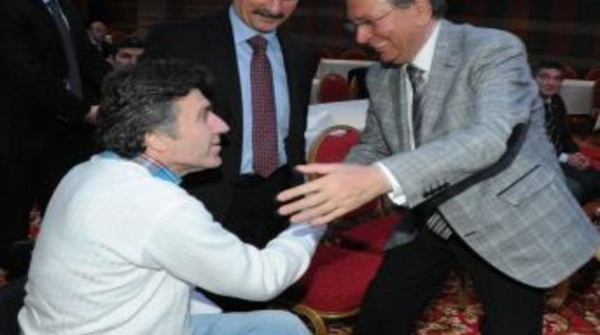 Emin Kar&rsquo;dan G&ouml;rme Engelliler Spor Kul&uuml;b&uuml;'ne Destek