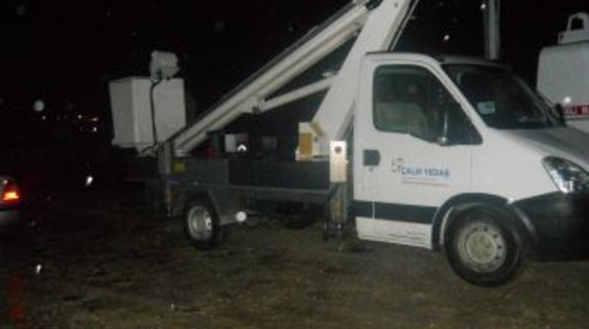 Yanlış Direğe &Ccedil;ıkan Iş&ccedil;i Akıma Kapılık Hayatını Kaybetti