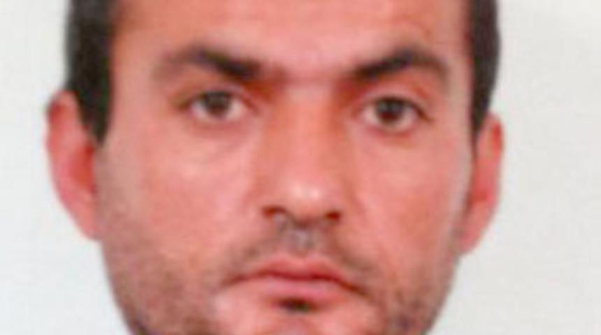 Eşine kızdı, kalbine bı&ccedil;ak sapladı