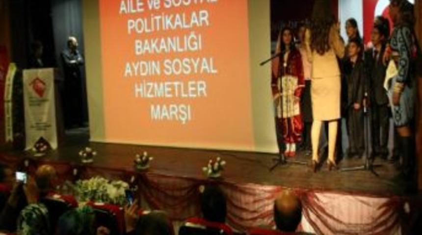 Aydın&rsquo;da Dokuz Engelli&rsquo;ye Tekerlekli Sandalye Dağıtıldı