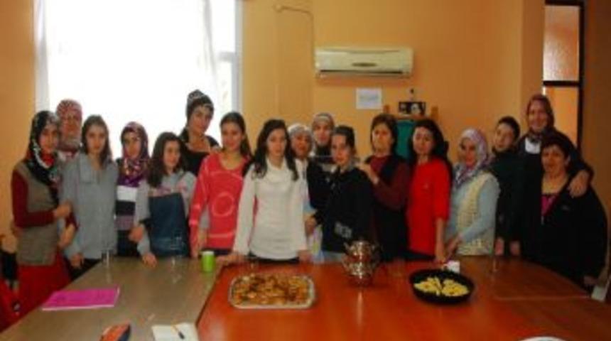 Ev Yemekleri Kursu B&uuml;y&uuml;k İlgi G&ouml;r&uuml;yor