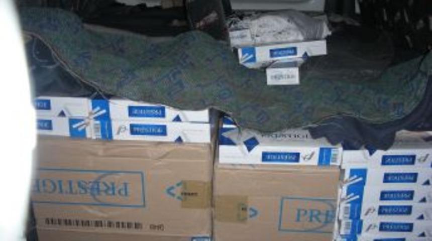 Muş'ta 24 Bin 600 Paket Ka&ccedil;ak Sigara Ele Ge&ccedil;irildi