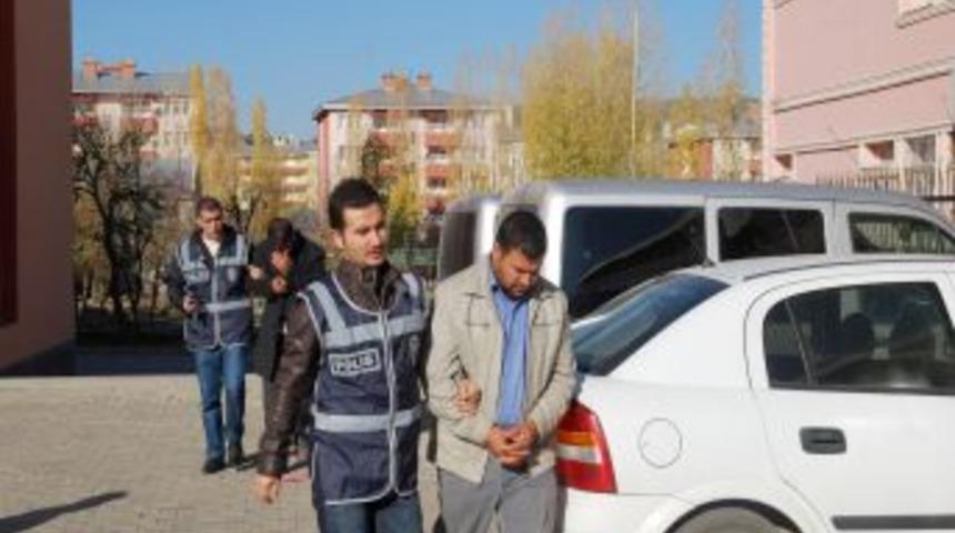 Telefonla Dolandırıcılık Yapan 25 Kişi Cezaevine Konuldu