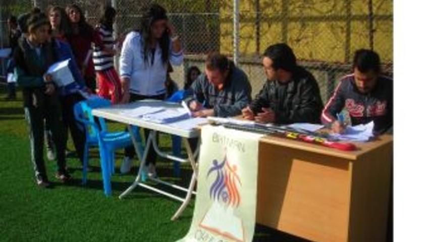 Batmanlı Gen&ccedil;lerden &Ccedil;im Hokeyine İlgi&rlm;