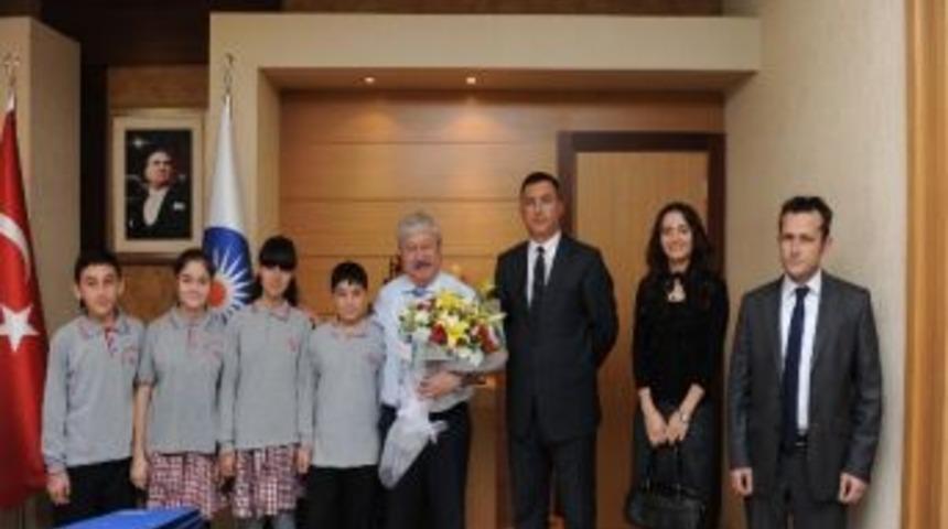 Bah&ccedil;e Asfaltına &Ccedil;i&ccedil;ekli Teşekk&uuml;r