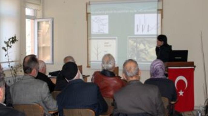 D&uuml;zce&rsquo;deki Meyve Yetiştiricilerine Uygulamalı Eğitim Verildi