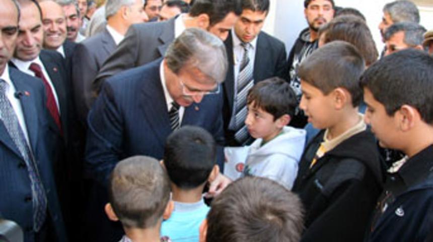 Siyasilerin bayram mesajları