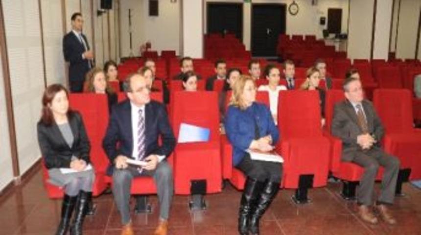 Vali Kızılcık, Yeni G&ouml;reve Başlayan Valilik Personeli İle Bir Araya Geldi