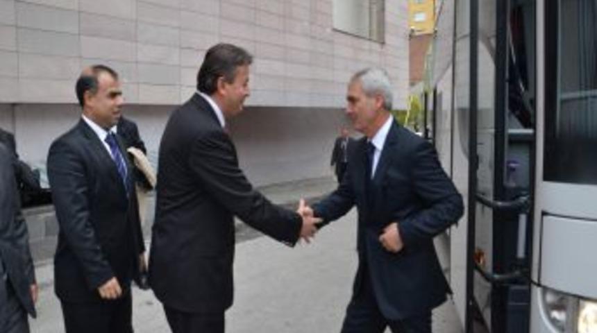 HSYK Başkan Vekili Hamsici Ve &Uuml;yeler Eskişehir Adliyesi'ni Ziyaret Etti