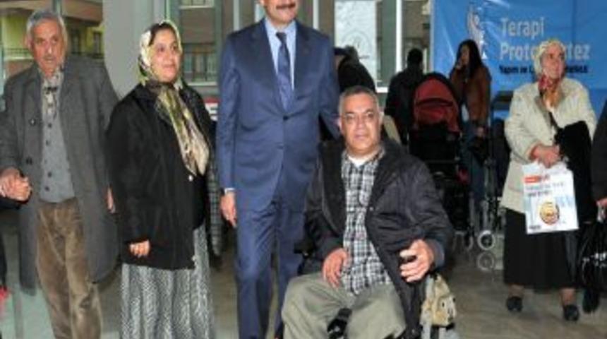 Ke&ccedil;i&ouml;ren&rsquo;de 'Engelsiz Hayat G&uuml;nleri&rsquo;nin A&ccedil;ılışı Yapıldı