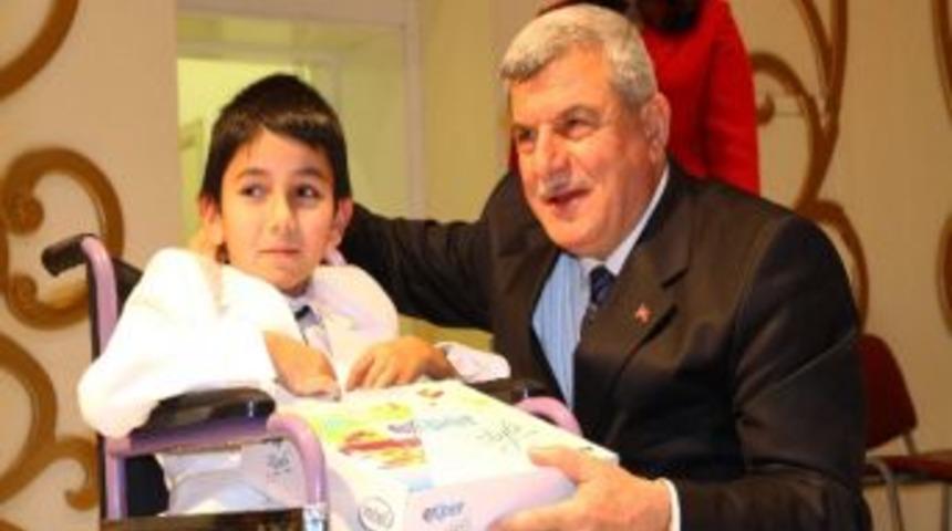 Karaosmanoğlu, "engelleri Birlikte Aşalım"