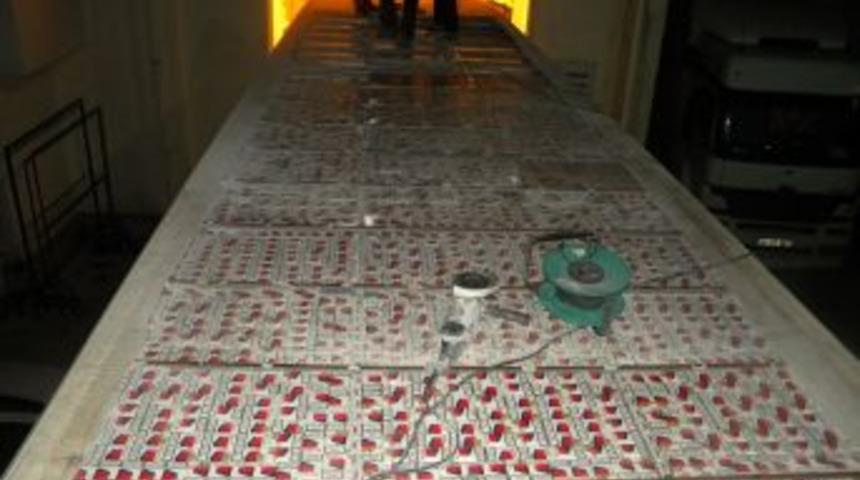 Hamzabeyli'de 85 Bin TL Değerinde Ka&ccedil;ak Sigara Ele Ge&ccedil;irildi