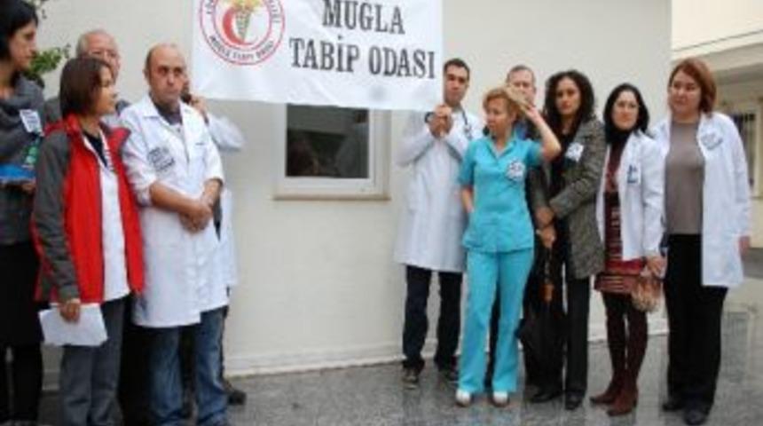 Bodrum'da Sağlık&ccedil;ılar Dr. Melike İ&ccedil;in Bir Araya Geldi