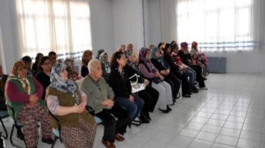 Engelli Ailelerine Seminer Verildi