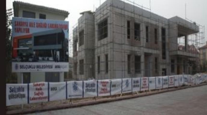 Sel&ccedil;uklu&rsquo;da Halk Sağlığı Laboratuvarı Yapımı S&uuml;r&uuml;yor