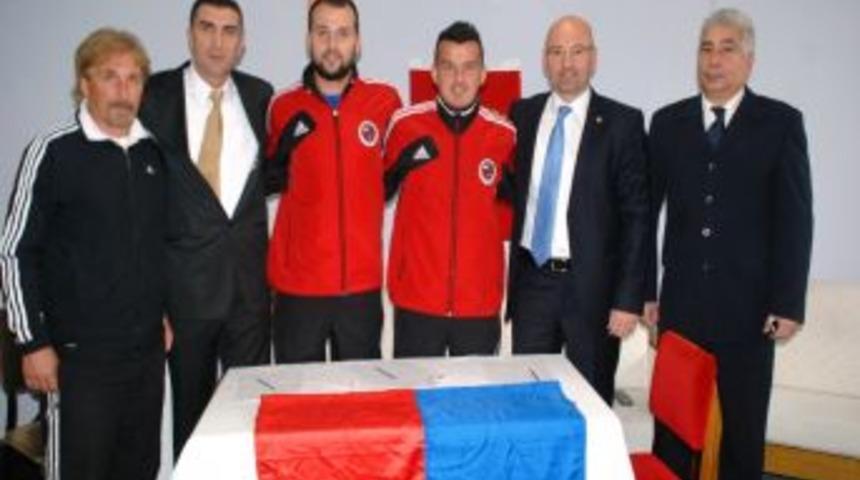 T&uuml;rkiye'nin Ilk Futbolcu Sendikası İskenderun'da Kuruldu