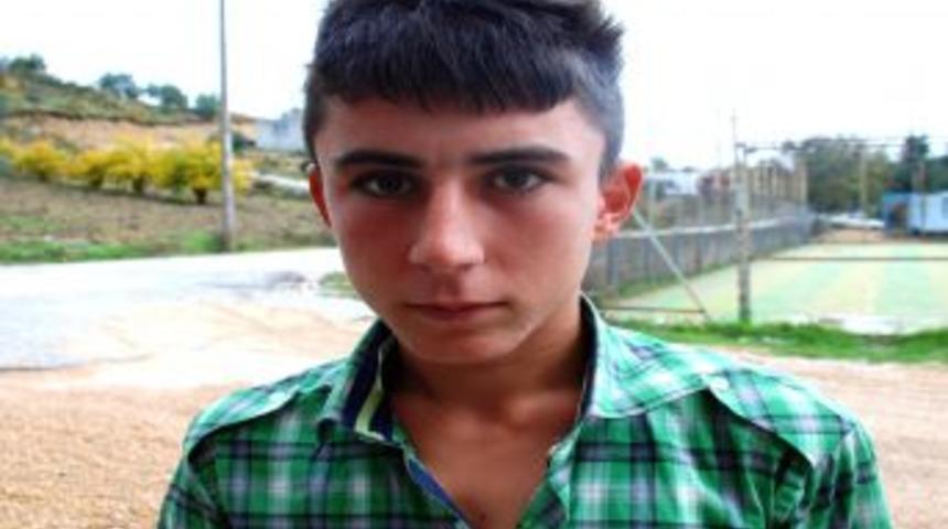 Polis, 'dur' Ihtarına Uymayan Motosikletli Genci Ateş Ederek Durdu