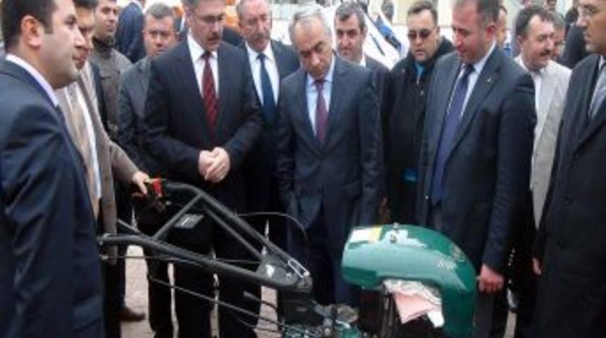 Sinoplu &Ccedil;ift&ccedil;ilere Makine Ve Ekipman Desteği