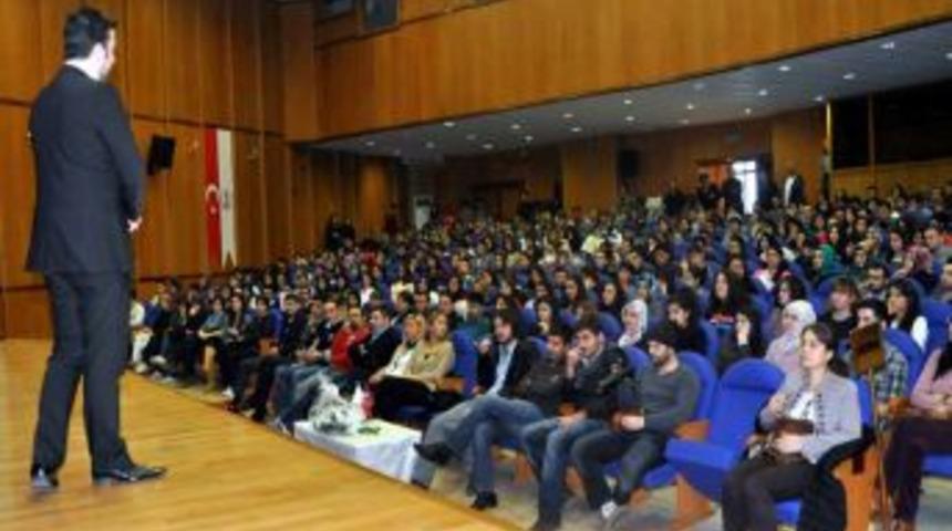 OM&Uuml;&rsquo;de Etkili Beden Dili Semineri D&uuml;zenlendi