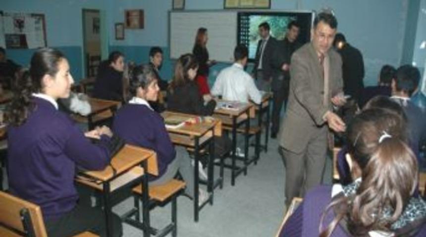 Demre Belediyesinden Eğitime E-destek