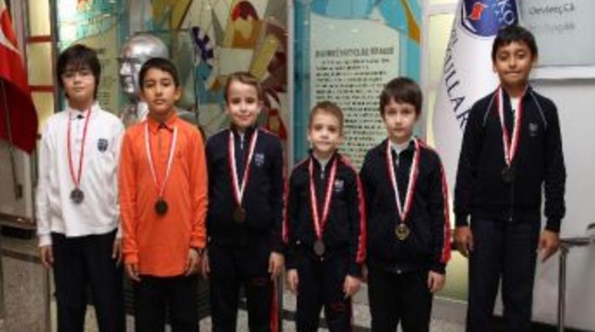 &Ouml;zel Sanko &Ouml;ğrencilerinin Satran&ccedil; Başarısı