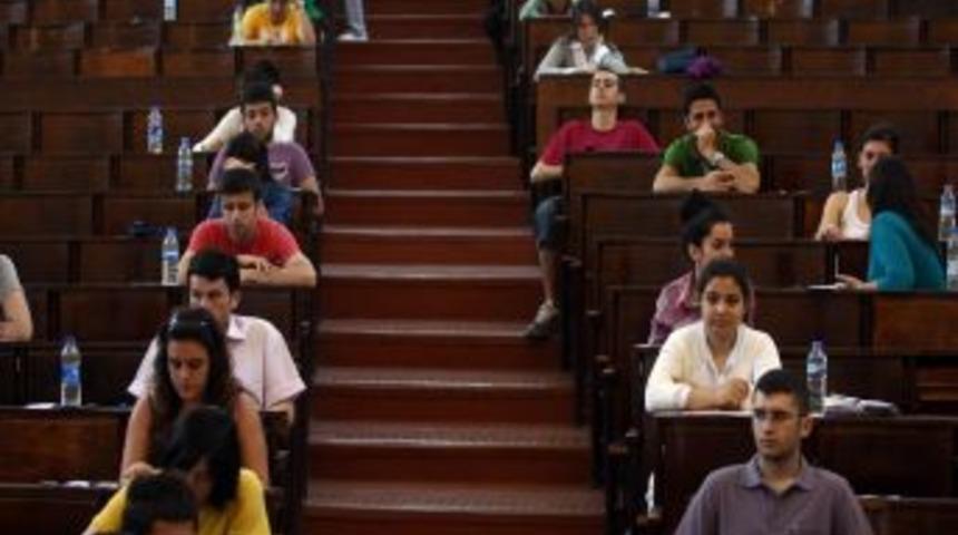 Uzaktan Eğitim Merkezi Ilk Sınavını Başarı Ile Ge&ccedil;ti