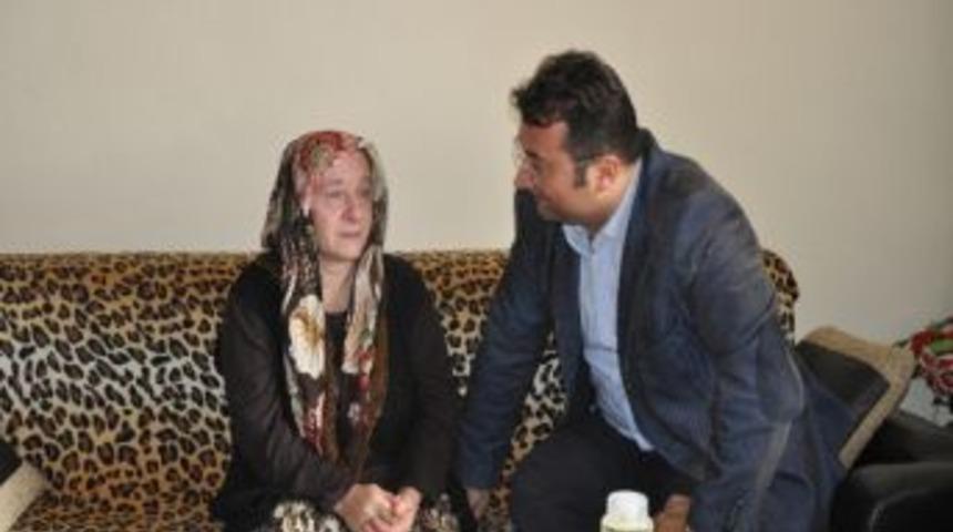 Kilimli Belediye Başkanı &Ouml;zdemir, Madende Şehit Olan Madenci Ailelerine Ziyarete Bulundu