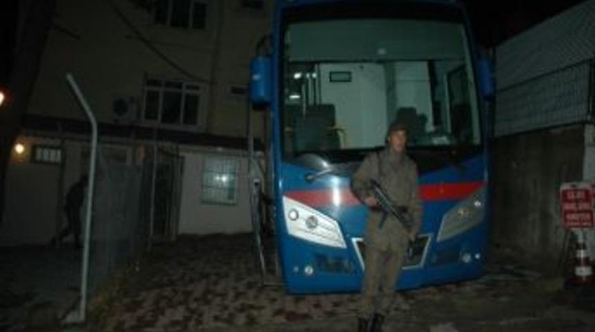 K&uuml;rşat Yılmaz&rsquo;ın Da Aralarında Bulunduğu 35 Mahkum, 7 Asker Sudan Zehirlendi