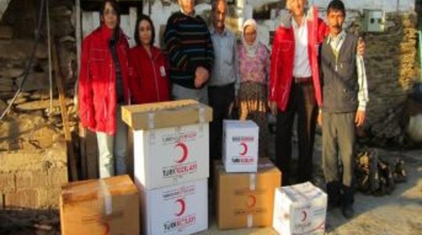 Kızılay&rsquo;dan Su&ccedil;ıktı&rsquo;da Evi Yanan Ailelere Yardım Eli