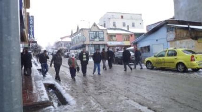 Varto'da Kar Yağışı