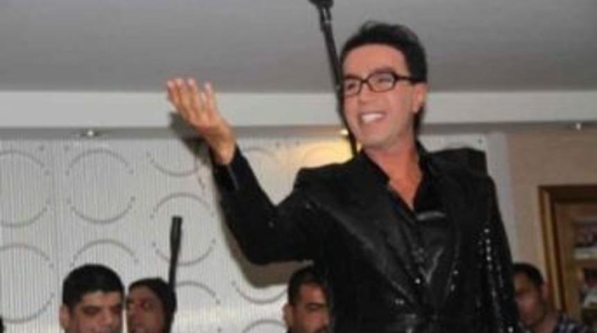 Yılmaz Morg&uuml;l Adana'ya konsere geliyor