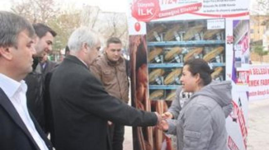 D&uuml;nyanın ilk ekmekmatiği Keşan&rsquo;da tanıtıldı&hellip;