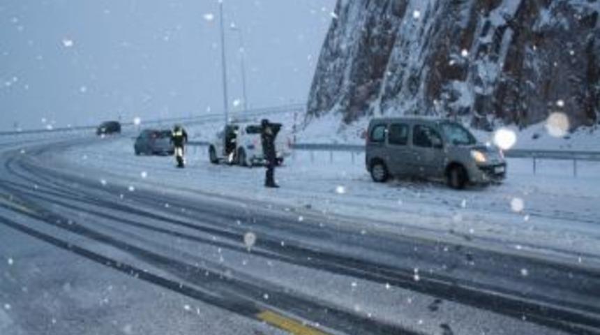 Kayseri&rsquo;ye Kara Kış Erken Geldi