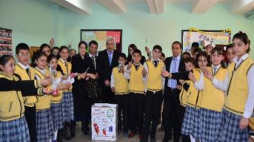 Gençlik Merkezleri Minik Öğrencileri Sevindirdi