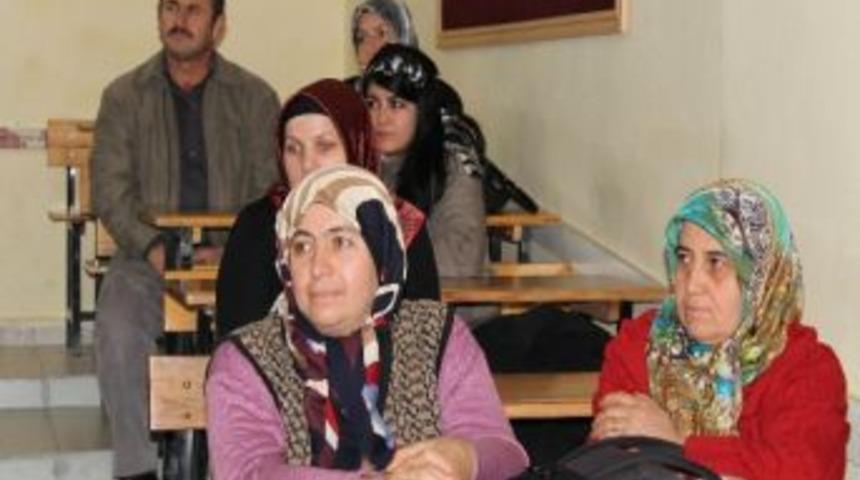 Anadolu Sağlık Meslek Lisesinde Hasta Bakımı Ve Yaşlı Refakatçi Kursu Açıldı