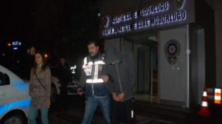 R&ouml;gar Kapağı Hırsızları Polise Yakalandı