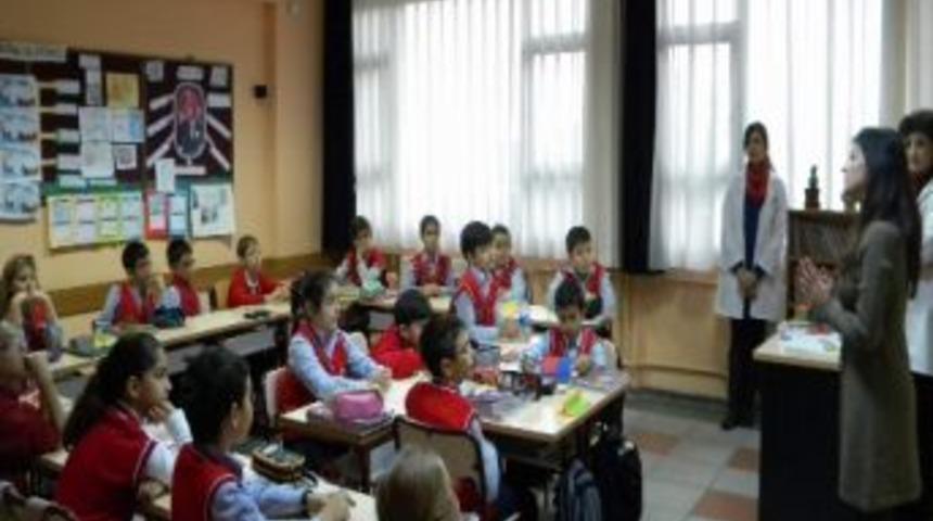 &Uuml;lkem Koleji&rsquo;nde &Ccedil;atışma-&ccedil;&ouml;zme Becerileri Semineri