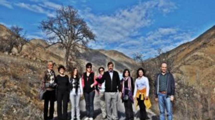 Trabzon Doğal Ve Tarihi Değerleri Koruma Derneği&rsquo;nden G&uuml;m&uuml;şhane&rsquo;nin D&ouml;lek K&ouml;y&uuml;ne Gezi