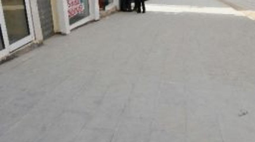 Mardin'de 3 Milyon Lira Harcanarak Tamamen Yenilenen Cadde Trafiğe A&ccedil;ıldı