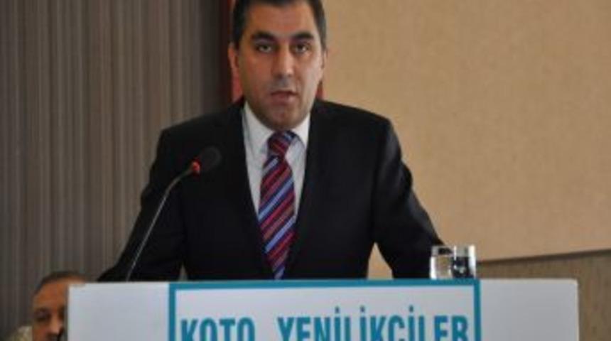 Koto'da Yenilik&ccedil;iler Hareketi