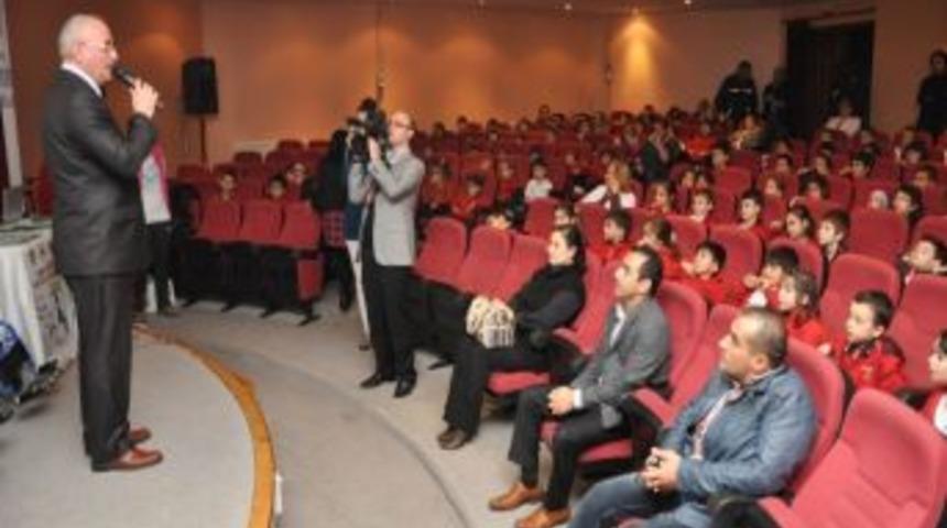 &Ouml;ğrencilerden Engellilere Destek