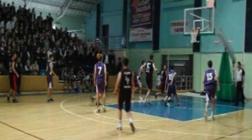 Gen&ccedil;ler Basketbol M&uuml;sabakaları Tamamlandı