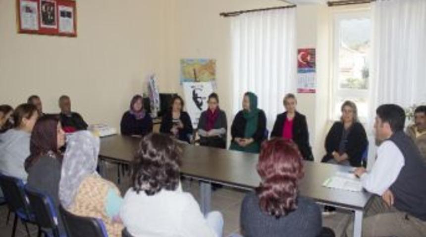 Akb&uuml;k Cemal Ergenekon Ortaoukulunda 7-19 Yaş Veli Eğitim Semineri&hellip;