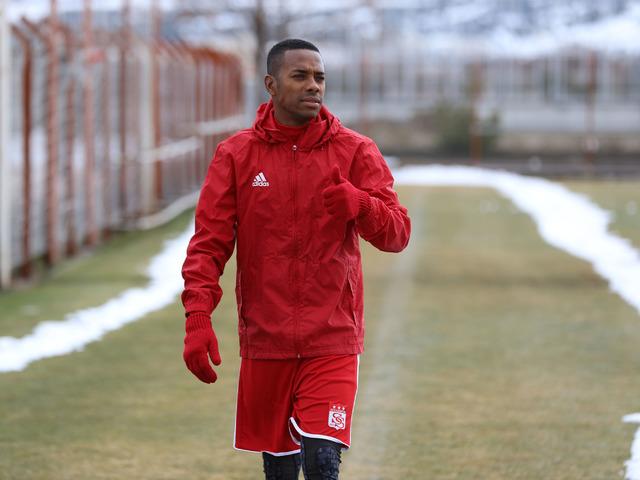 Robinho'ya flaş teklif!
