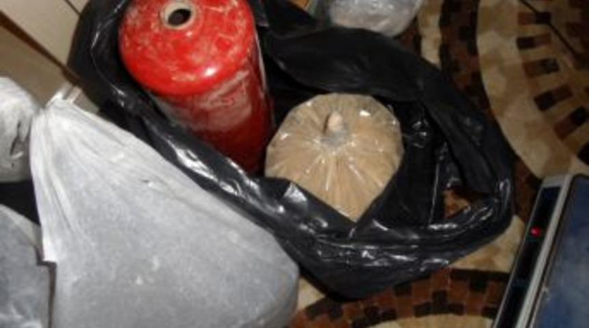 Zehir Tacirlerini Ihbar Eden Şahıs, 100 Bin Liralık &Ouml;d&uuml;l&uuml; Geri &Ccedil;evirdi