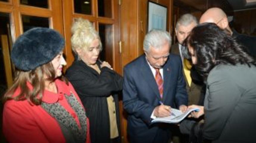 Adanalı heykelini geri istiyor