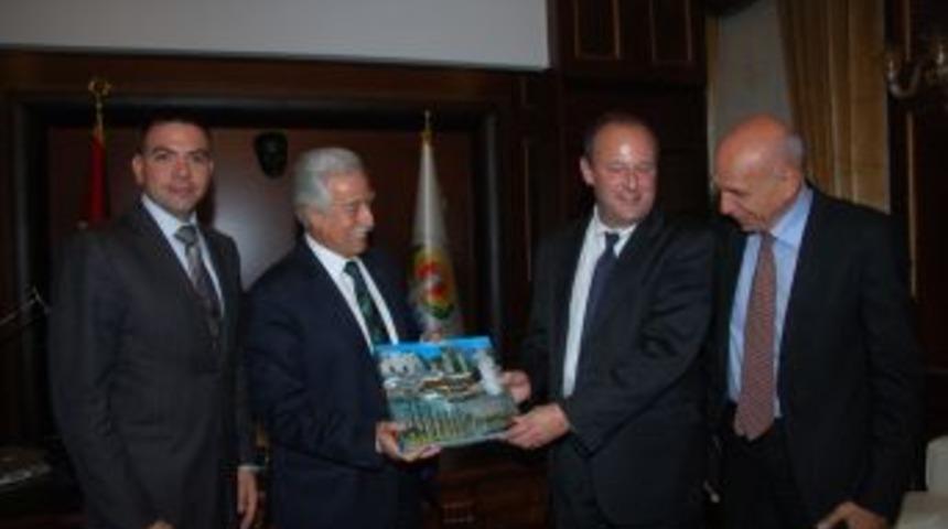 Eric Rubin'den B&uuml;y&uuml;kşehir'e ziyaret