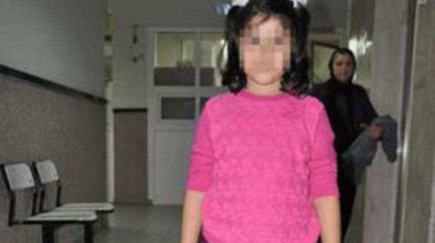 Annesinin nasıl &ouml;ld&uuml;r&uuml;ld&uuml;ğ&uuml;n&uuml; anlattı